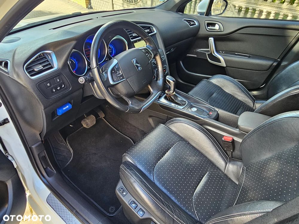 Citroën DS4 Cross 1.6 BlueHDi Be Chic S&S EAT6 - 36