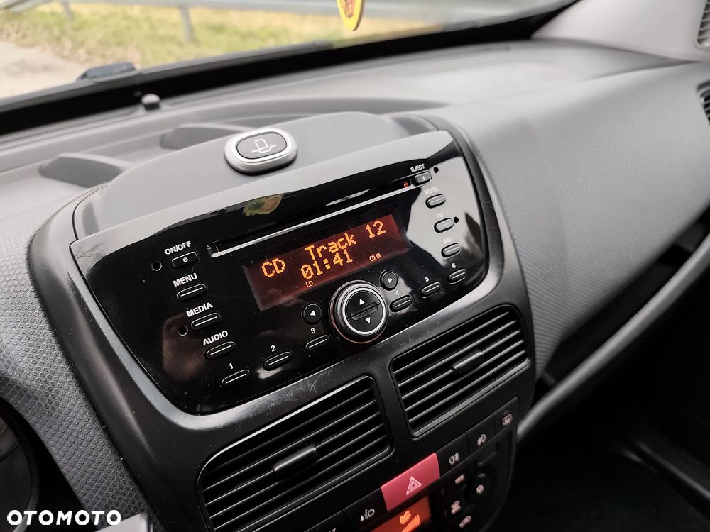 Fiat Doblo 2.0 16V Multijet Lounge - 31