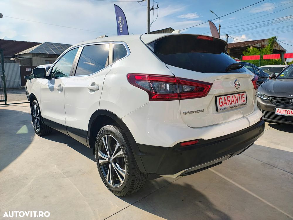 Nissan Qashqai 1.3 DIG-T N-CONNECTA - 15