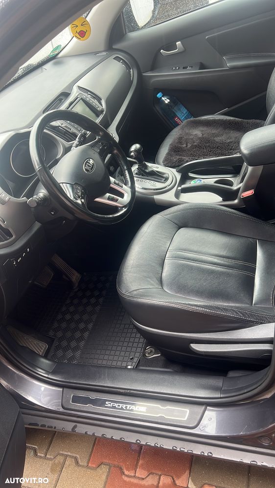 Kia Sportage - 10