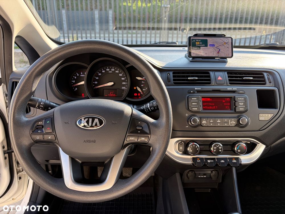 Kia Rio 1.1 crdi M - 11