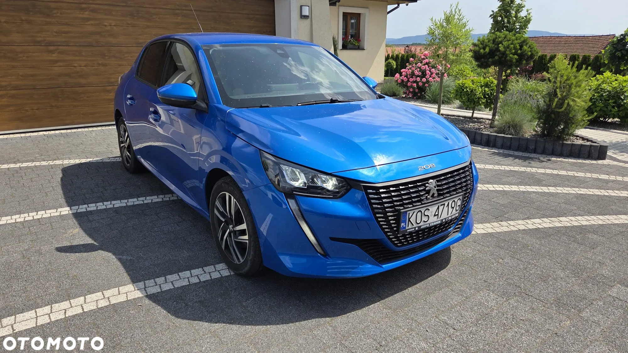 Peugeot 208 - 2
