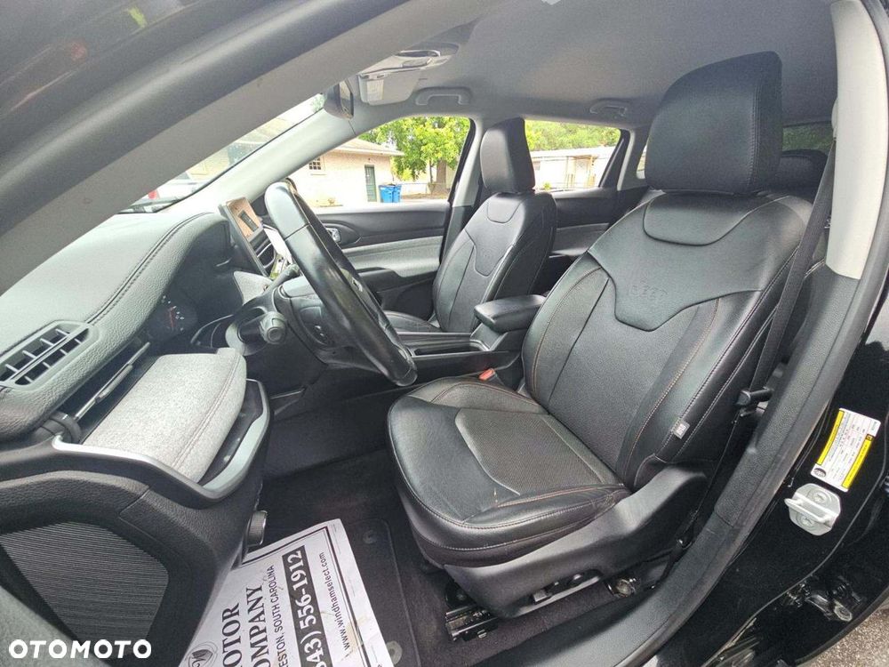Jeep Compass - 5
