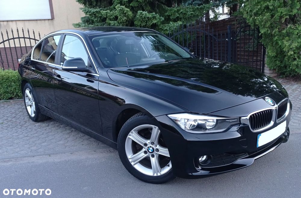BMW Seria 3 318d DPF Edition Sport - 5