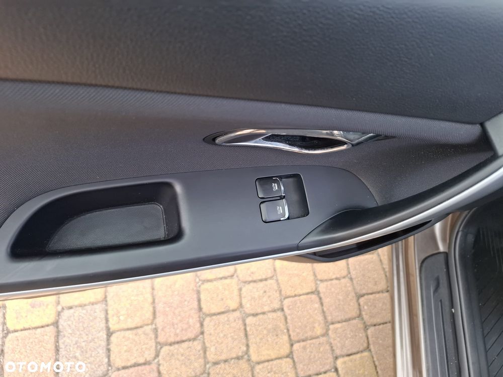 Kia Ceed 1.4 CRDi 90 Vision - 23