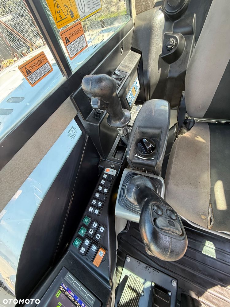Takeuchi TB 295W - 7