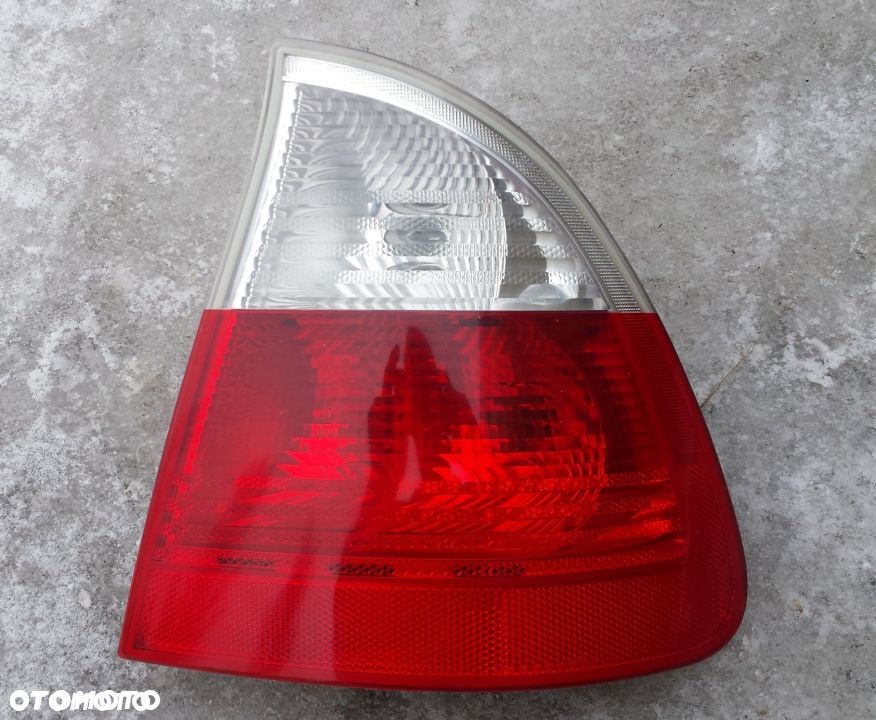 Lampa tylna Prawa tył Kombi BMW 3 E46 2001-