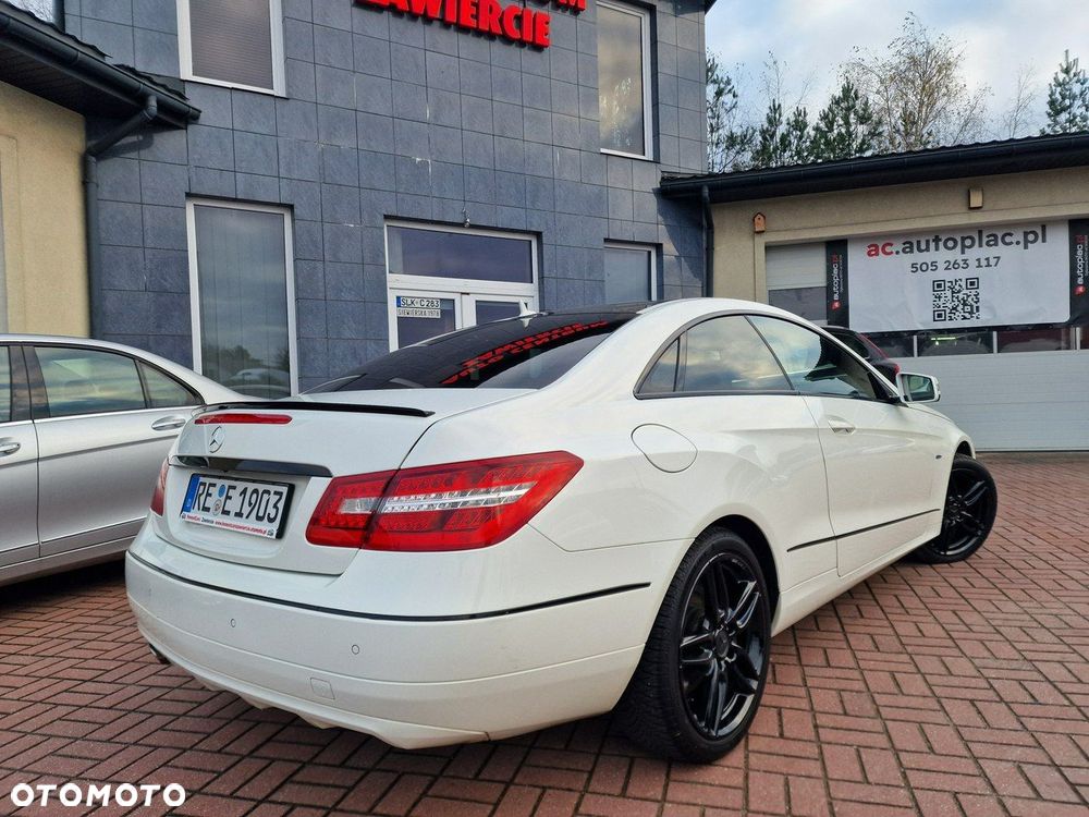 Mercedes-Benz Klasa E - 15