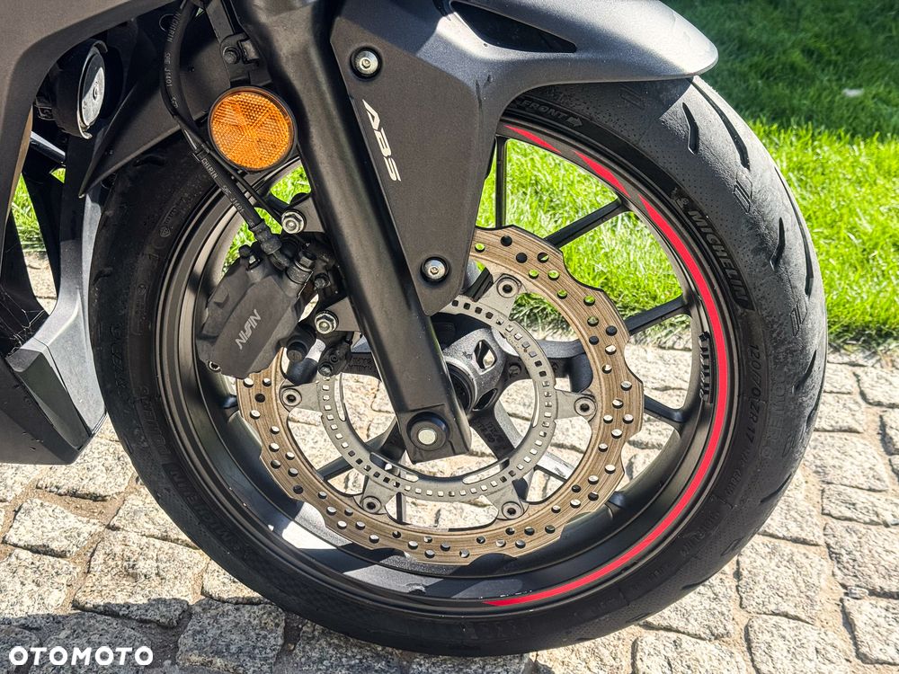 Honda CBR - 11