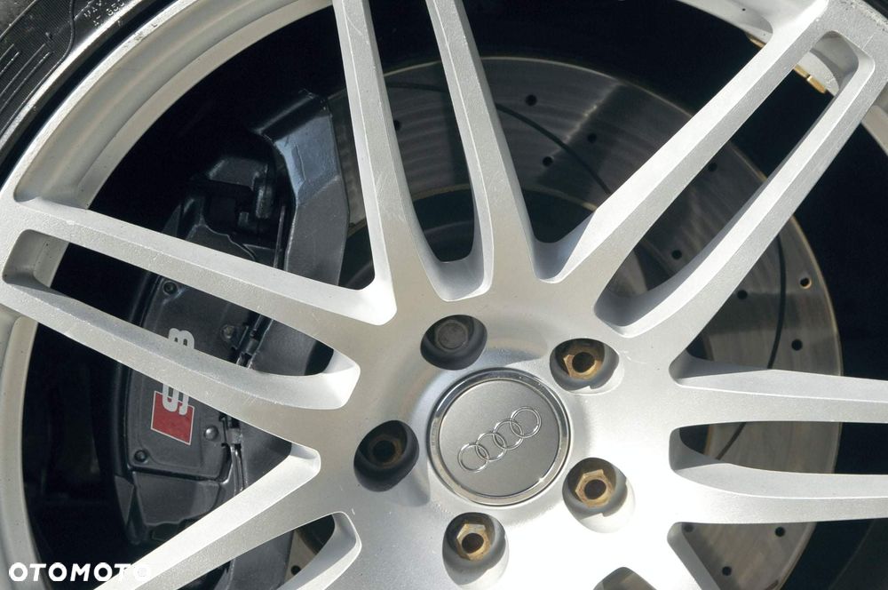 Audi A8 - 21
