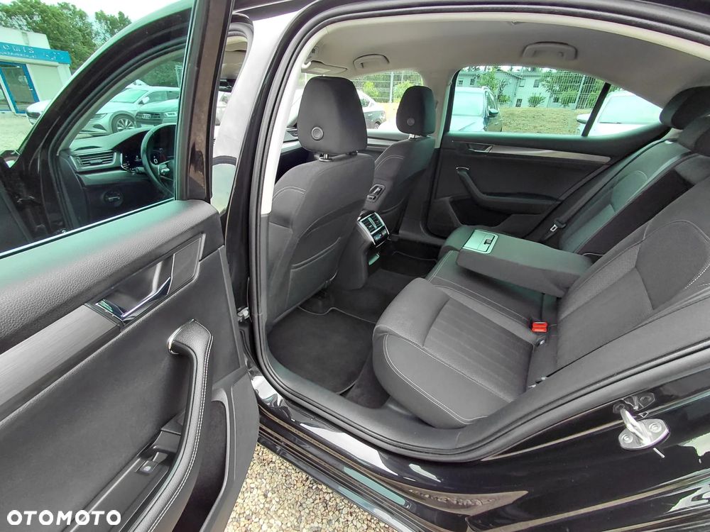 Skoda Superb 2.0 TSI Style DSG - 25