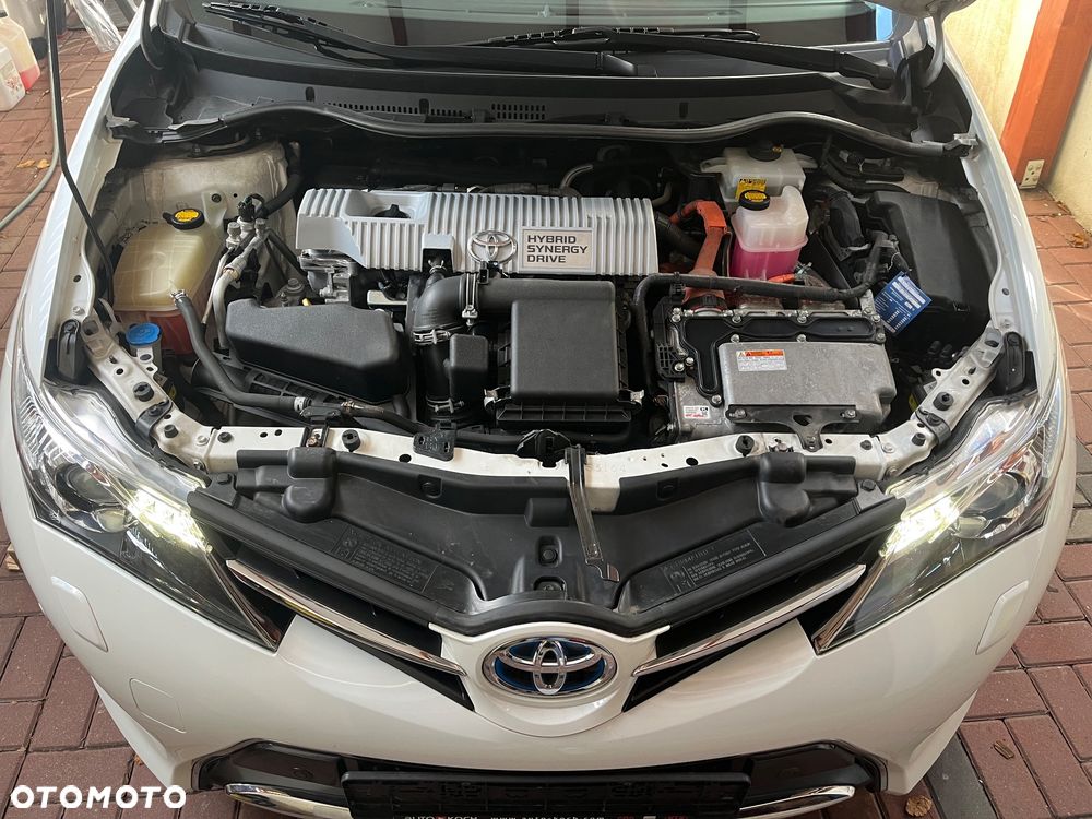 Toyota Auris 2013 photo 2