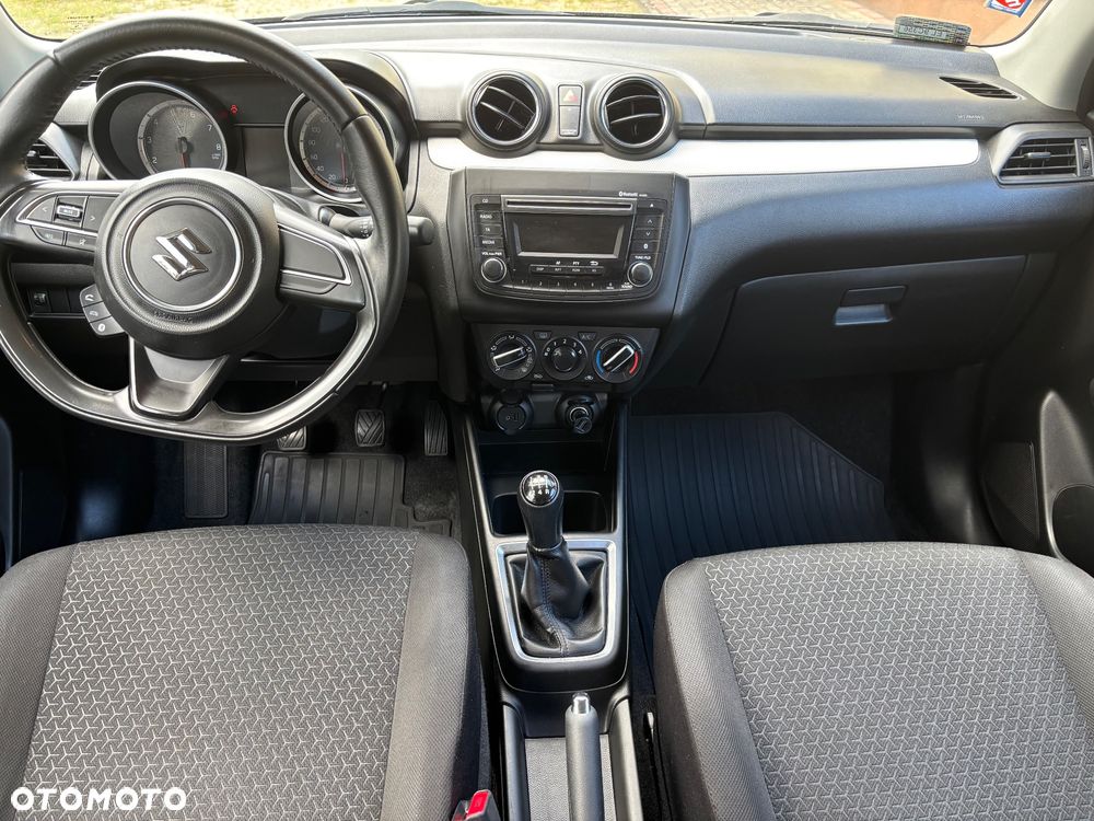 Suzuki Swift 1.2 Premium - 12