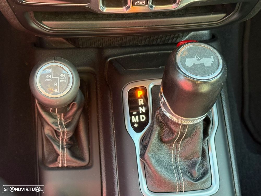 Jeep Wrangler Unlimited - 19
