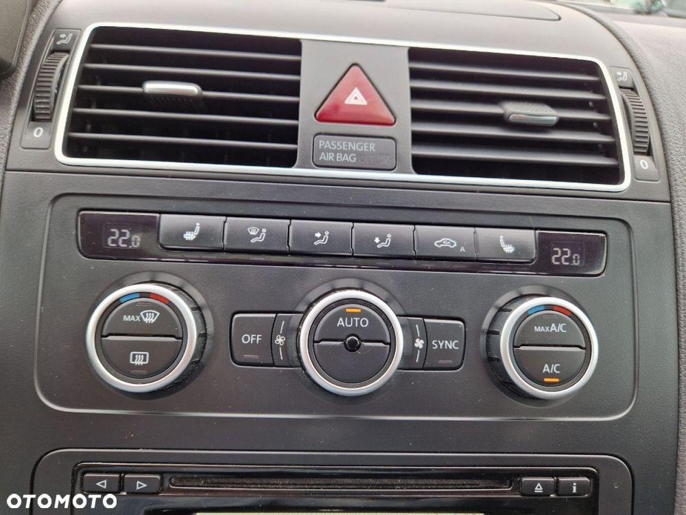 Volkswagen Touran 2.0 TDI DPF DSG Life - 14