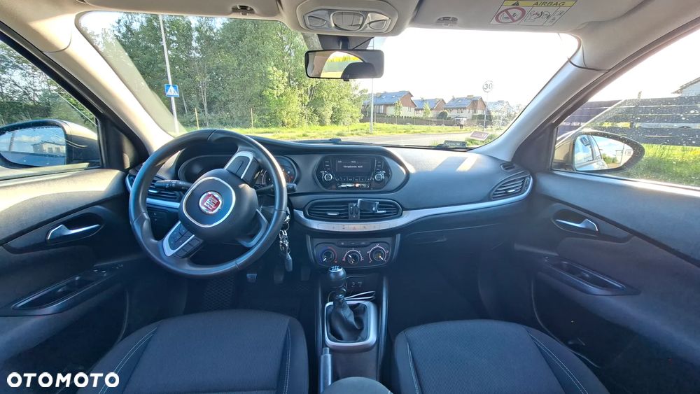 Fiat Tipo 1.4 T-Jet 16v Pop - 10