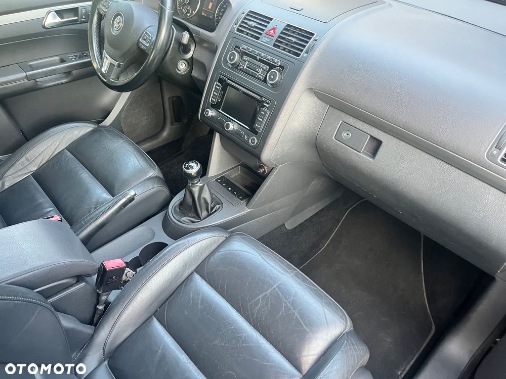 Volkswagen Touran 1.2 TSI BlueMotion Technology Highline - 39