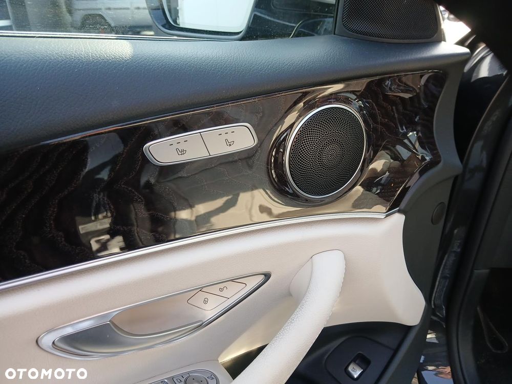 Mercedes-Benz Klasa E 400 d 4-Matic Avantgarde - 17