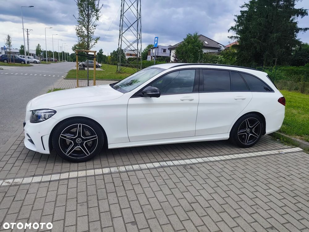 Mercedes-Benz Klasa C 300 d 9G-TRONIC AMG Line - 11