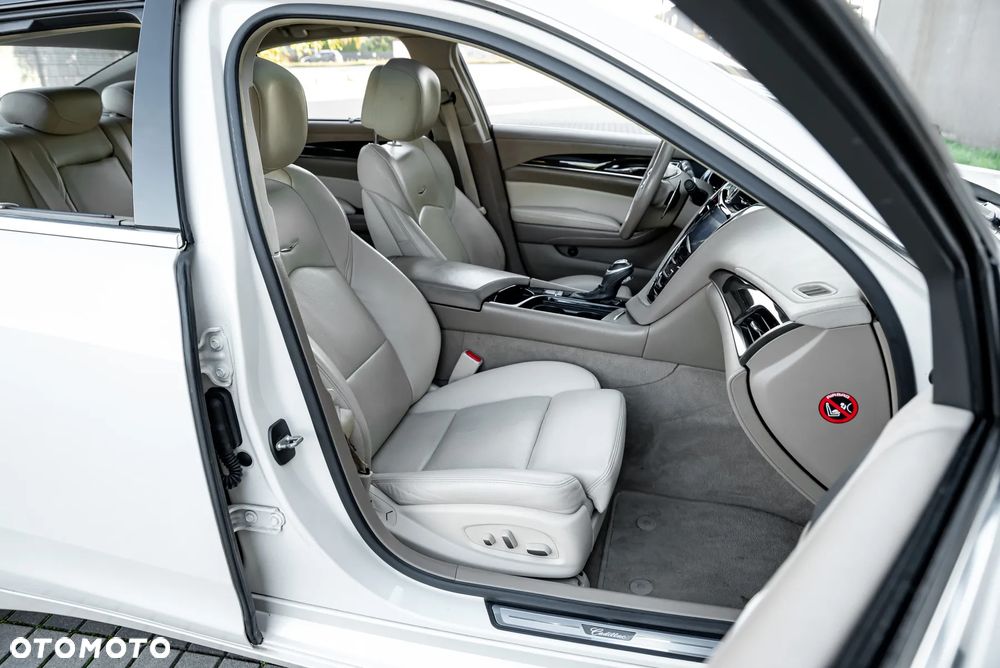 Cadillac CTS 2.0 Turbo AT AWD Premium - 25