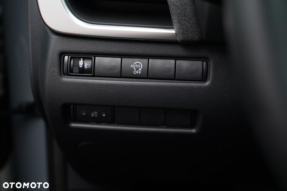 Nissan Qashqai 1.3 DIG-T MHEV N-Connecta Xtronic - 11