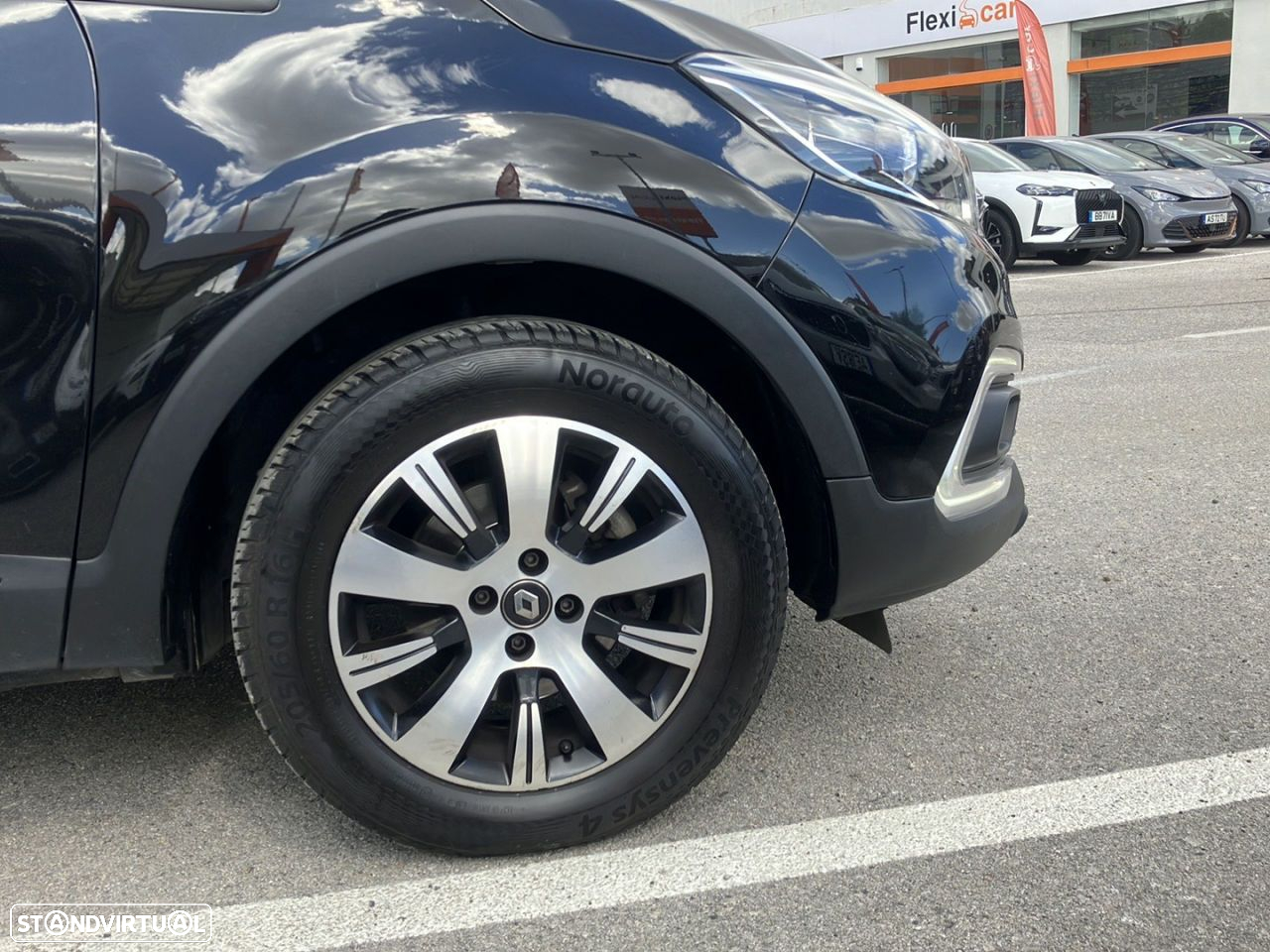 Renault Captur 1.5 dCi Exclusive - 17
