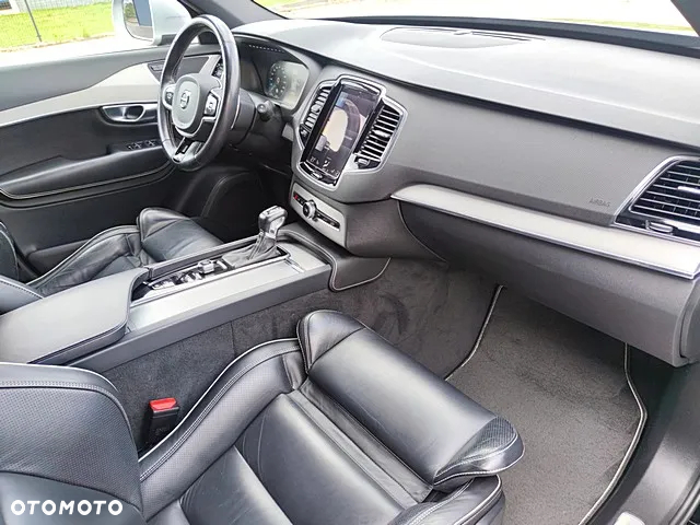 Volvo XC 90 D5 AWD R-Design 7os - 21