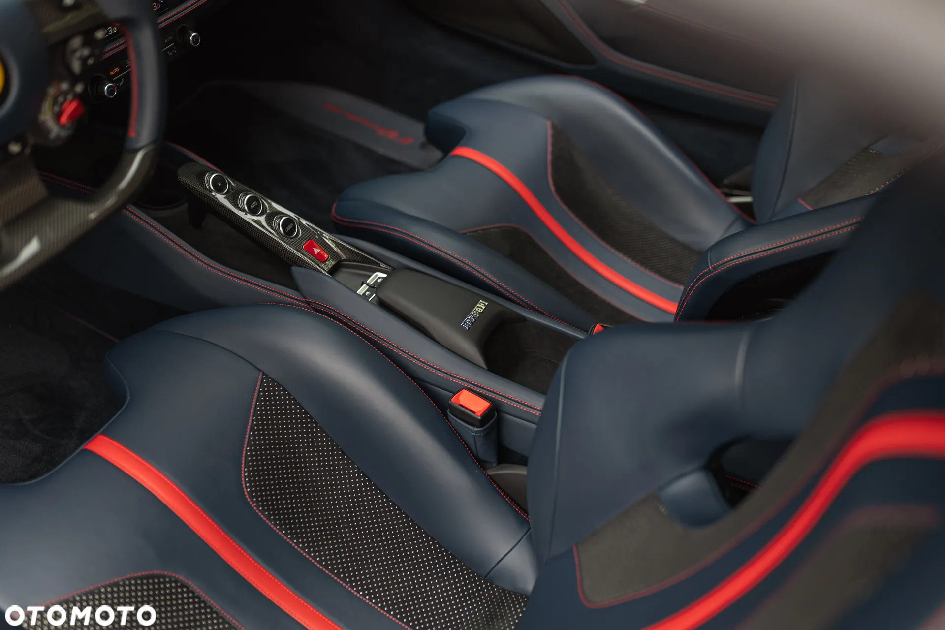 Ferrari F8 Tributo - 19