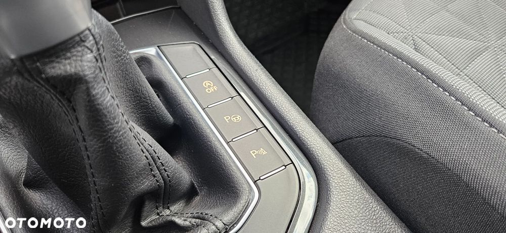 Volkswagen Tiguan 1.5 TSI OPF ACTIVE - 38