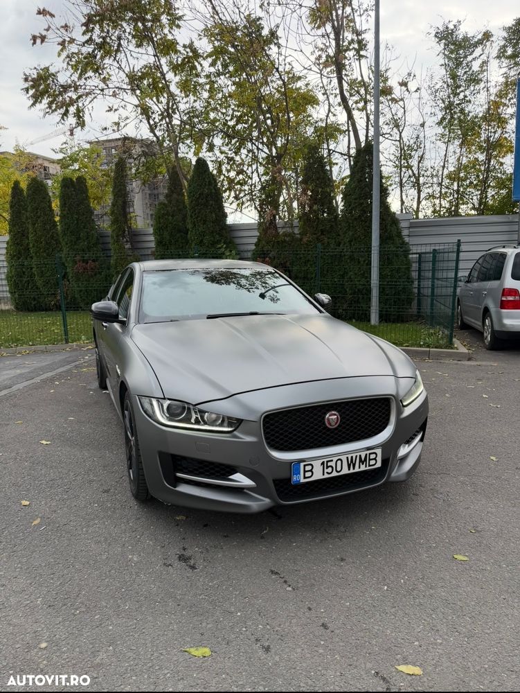 Jaguar XE 2.0 R-Sport