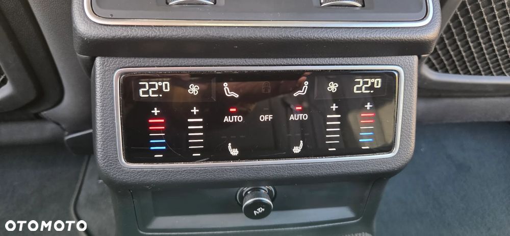 Audi A6 Allroad - 12