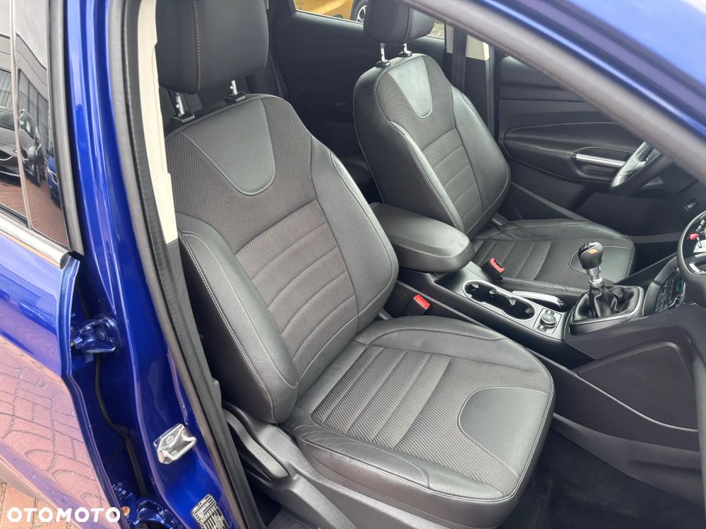 Ford Kuga 2.0 TDCi 4x4 Titanium - 16