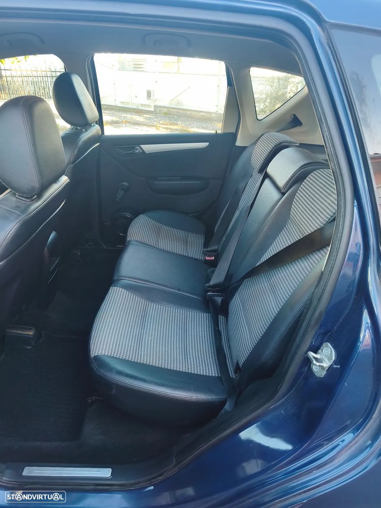 Mercedes-Benz A 150 Elegance - 15