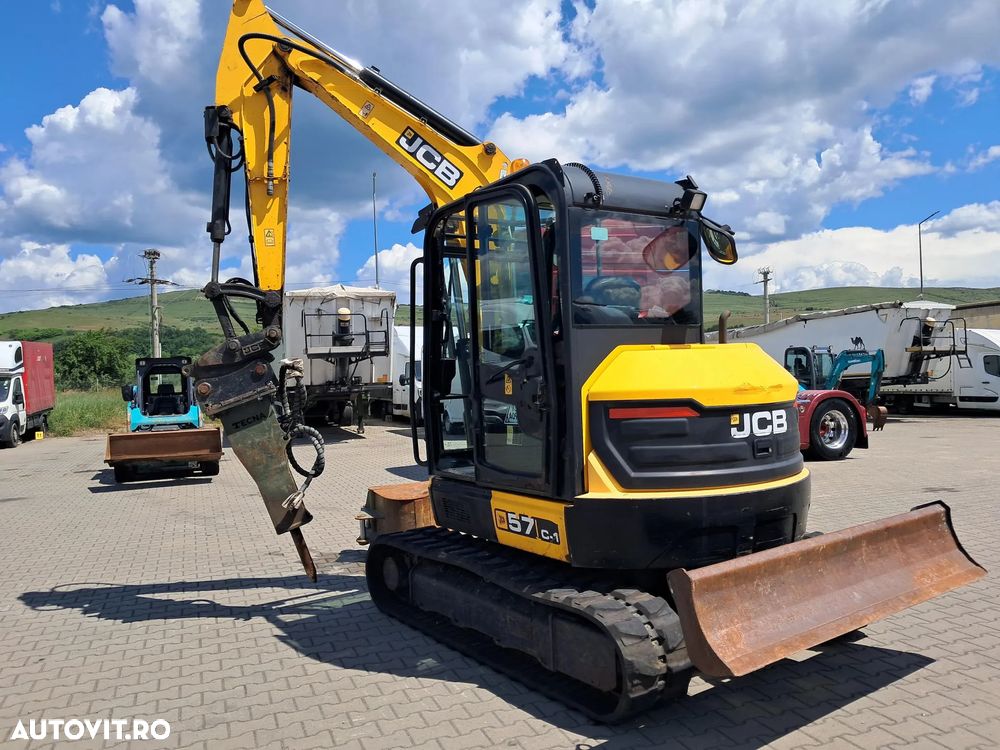 JCB 57 C-1 MINIEXCAVATOR SENILE CAUCIUC CUPA ULTIMAX SI PICON TECNA - 3