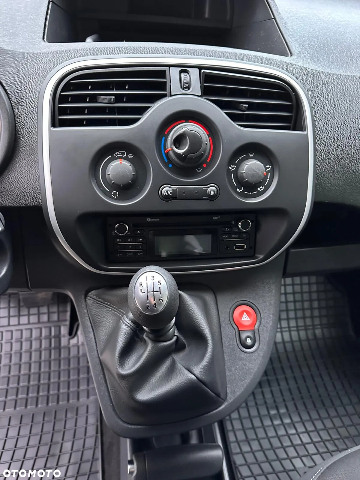 Renault Kangoo ENERGY TCe 115 Start & Stop Happy Family - 18