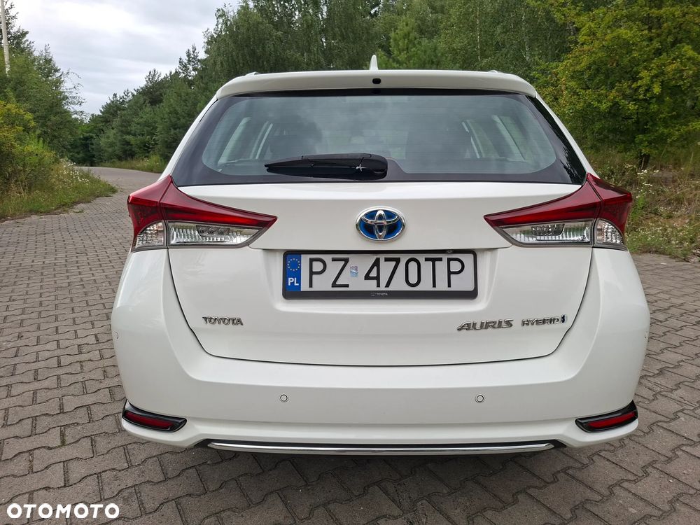 Toyota Auris Hybrid 135 Comfort - 5