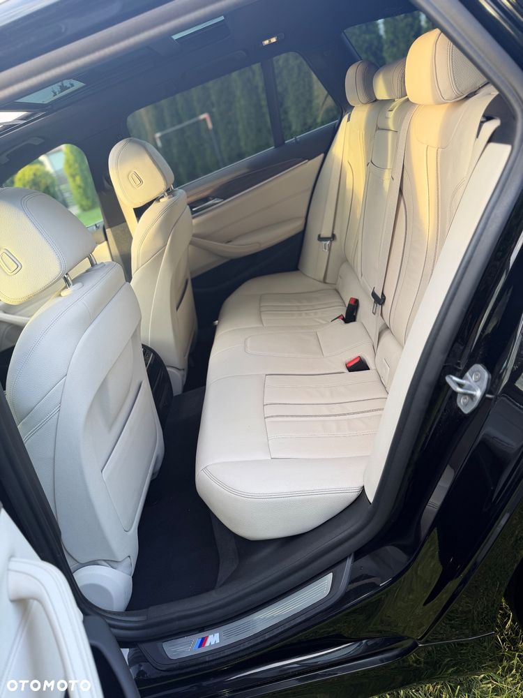 BMW Seria 5 530i xDrive GPF M Sport sport - 27