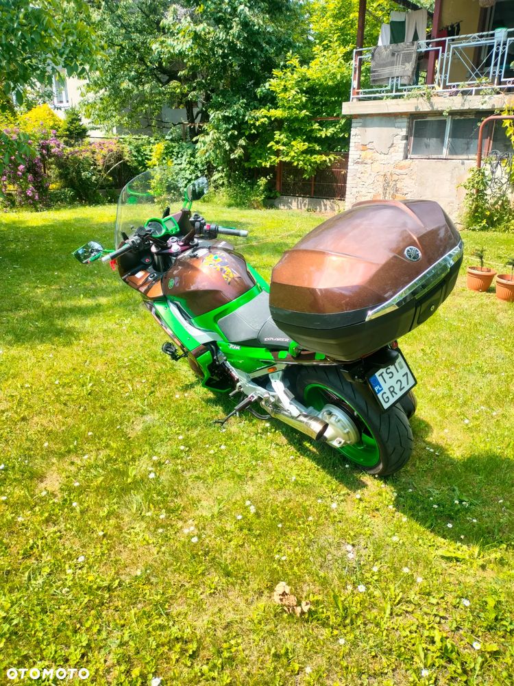 Yamaha FJR - 4