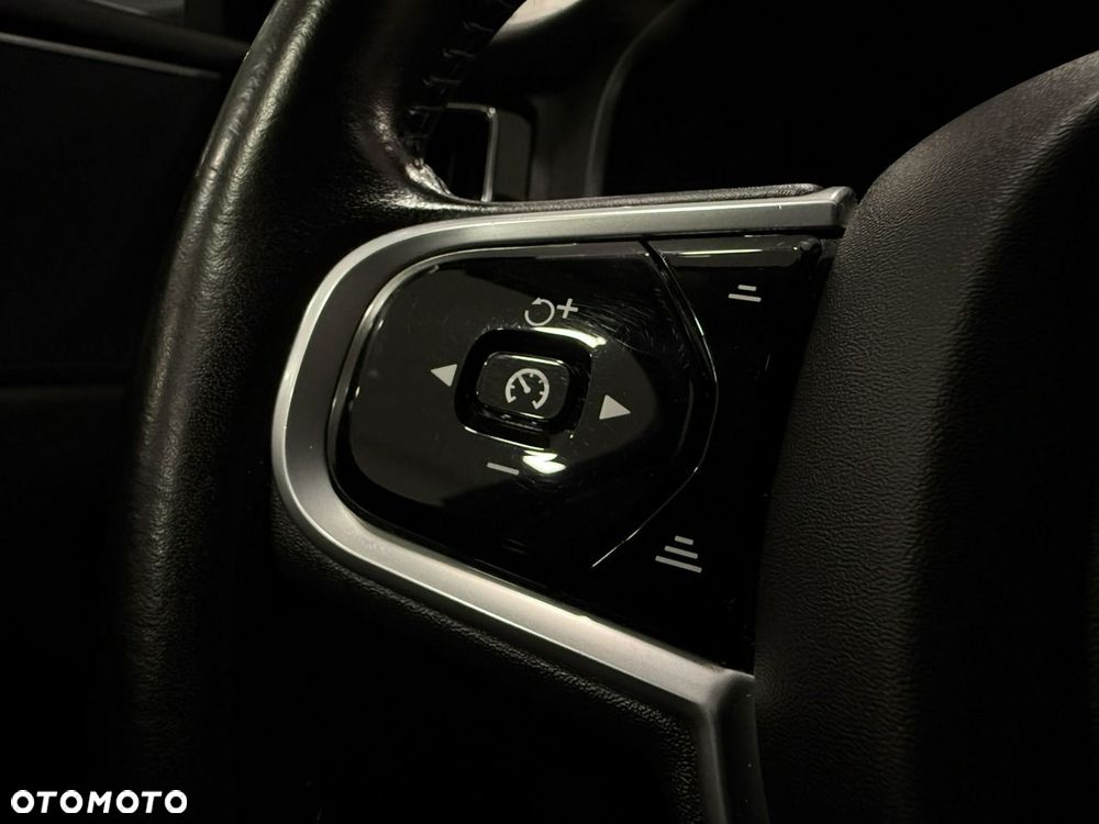 Volvo XC 60 D4 AWD Geartronic Inscription - 34
