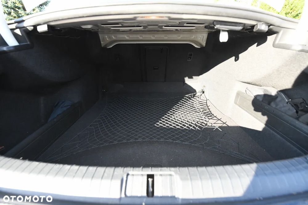 Volkswagen Passat 2.0 TSI Business DSG - 18