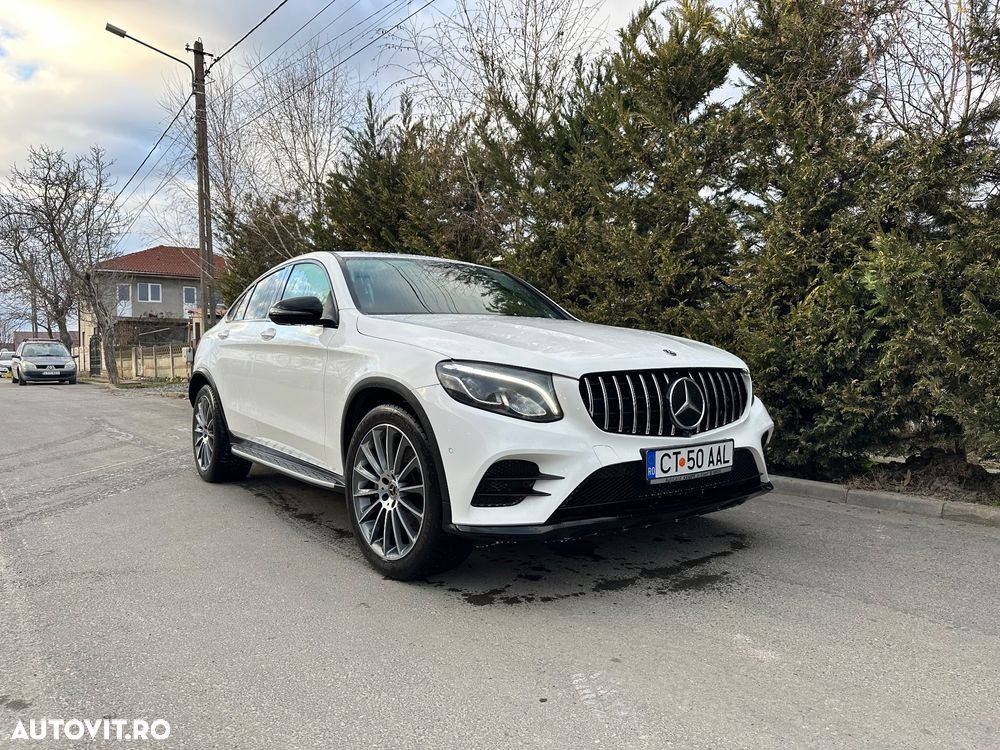 Mercedes-Benz GLC 250 4MATIC 9G-TRONIC AMG Line - 2