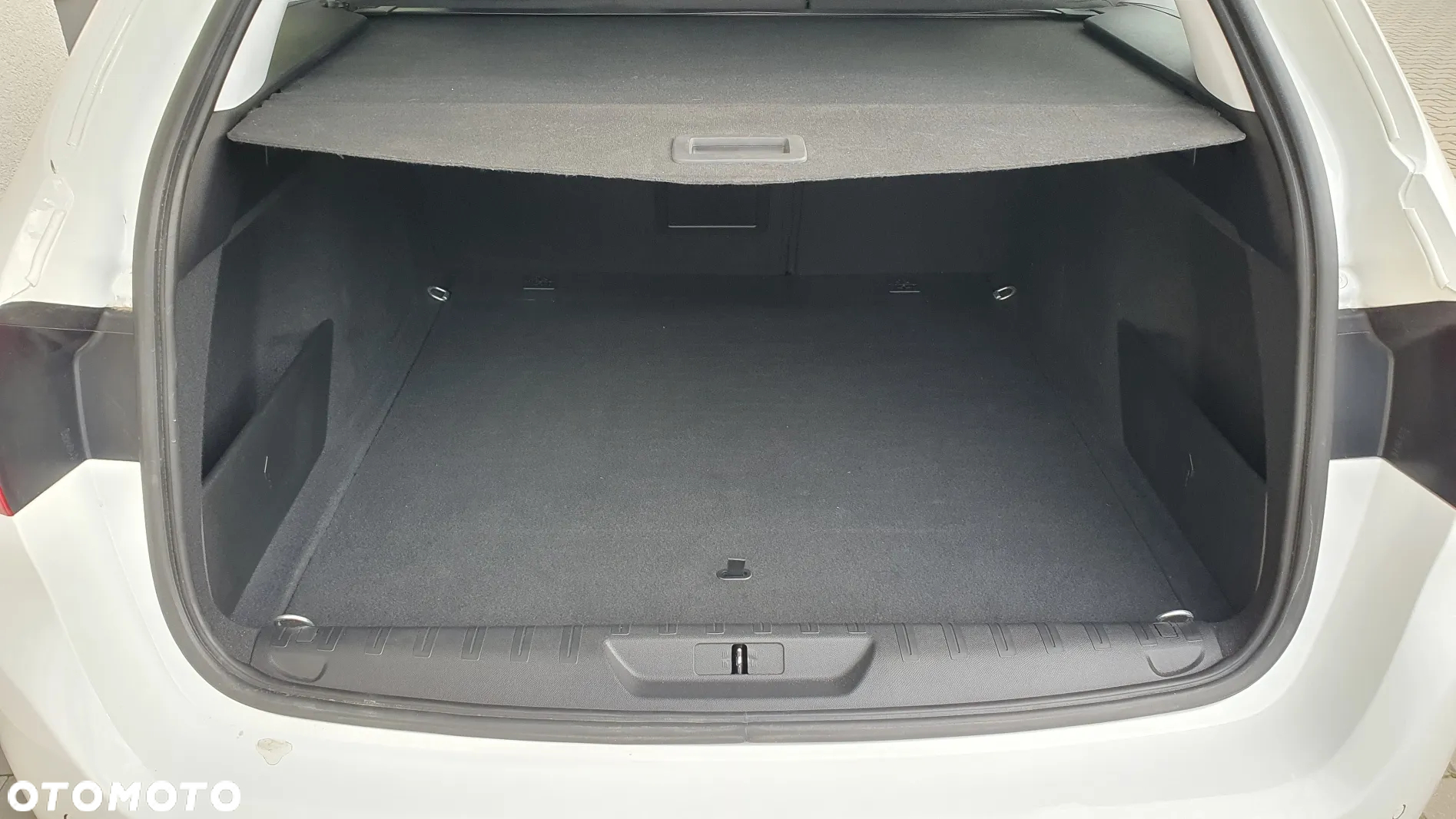 Peugeot 308 1.5 BlueHDi Allure Pack S&S EAT8 - 23
