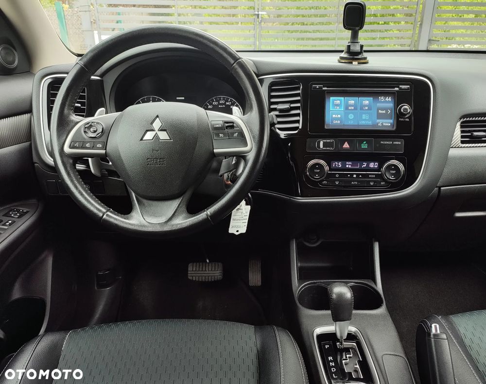 Mitsubishi Outlander 2.0 4WD CVT Top - 8