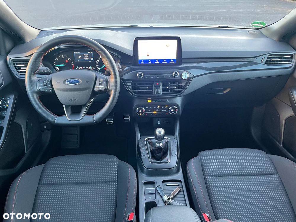 Ford Focus 2.0 TDCi ST-Line Black ASS - 11