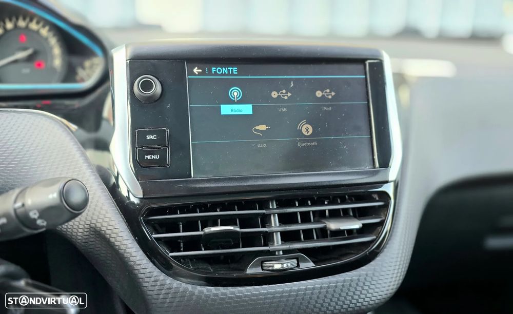 Peugeot 2008 PureTech 110 Stop&Start EAT6 Crossway - 16