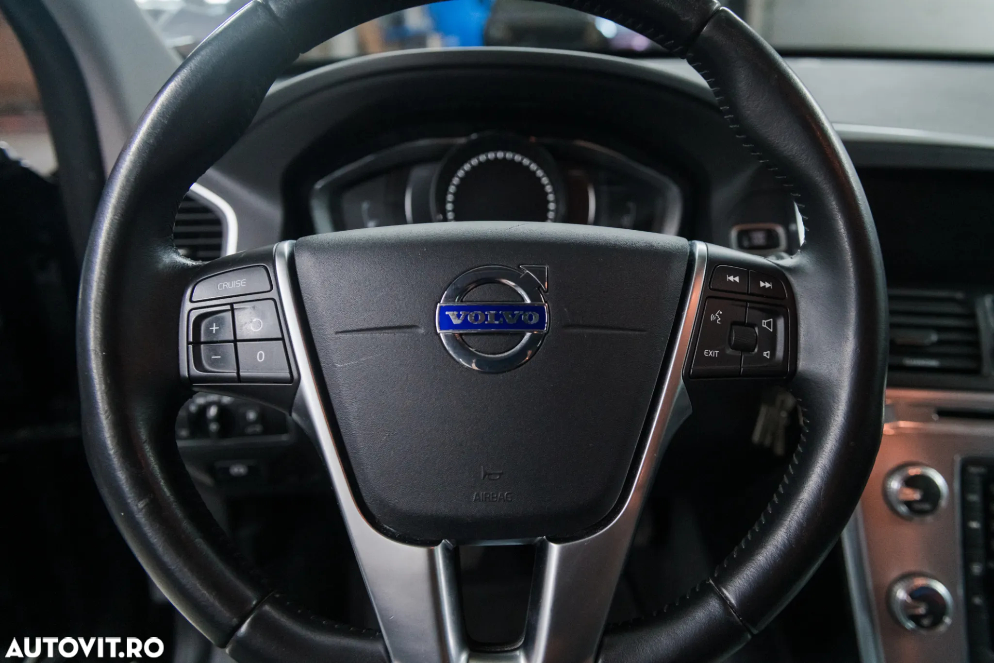 Volvo XC 60 D5AWD Start-Stop Summum - 13