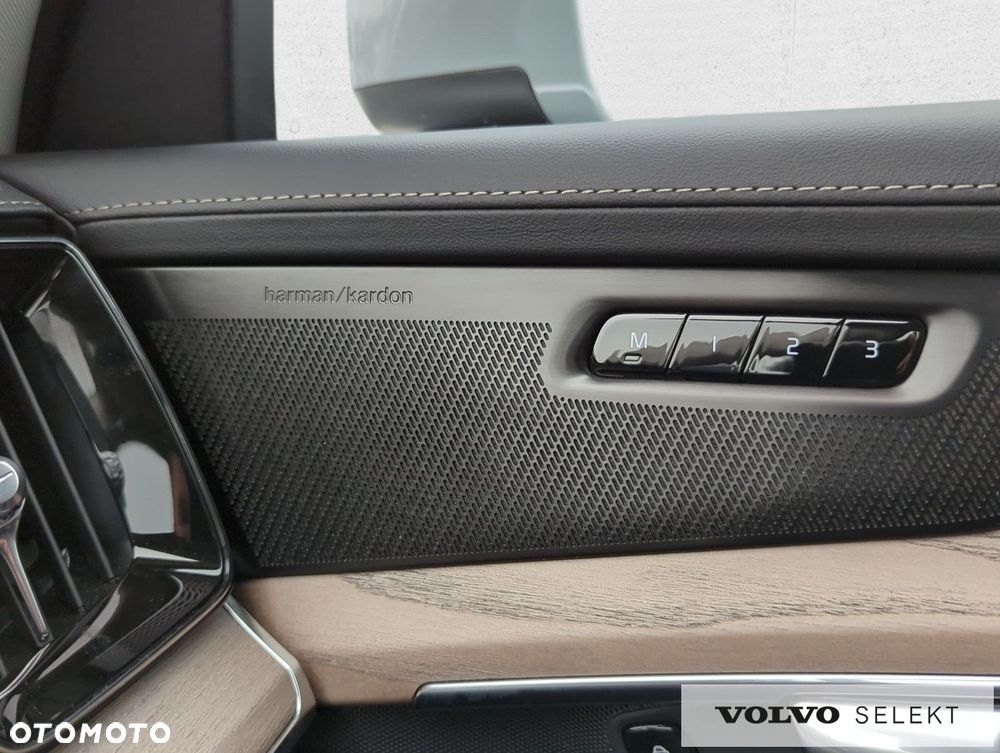 Volvo XC 90 - 24