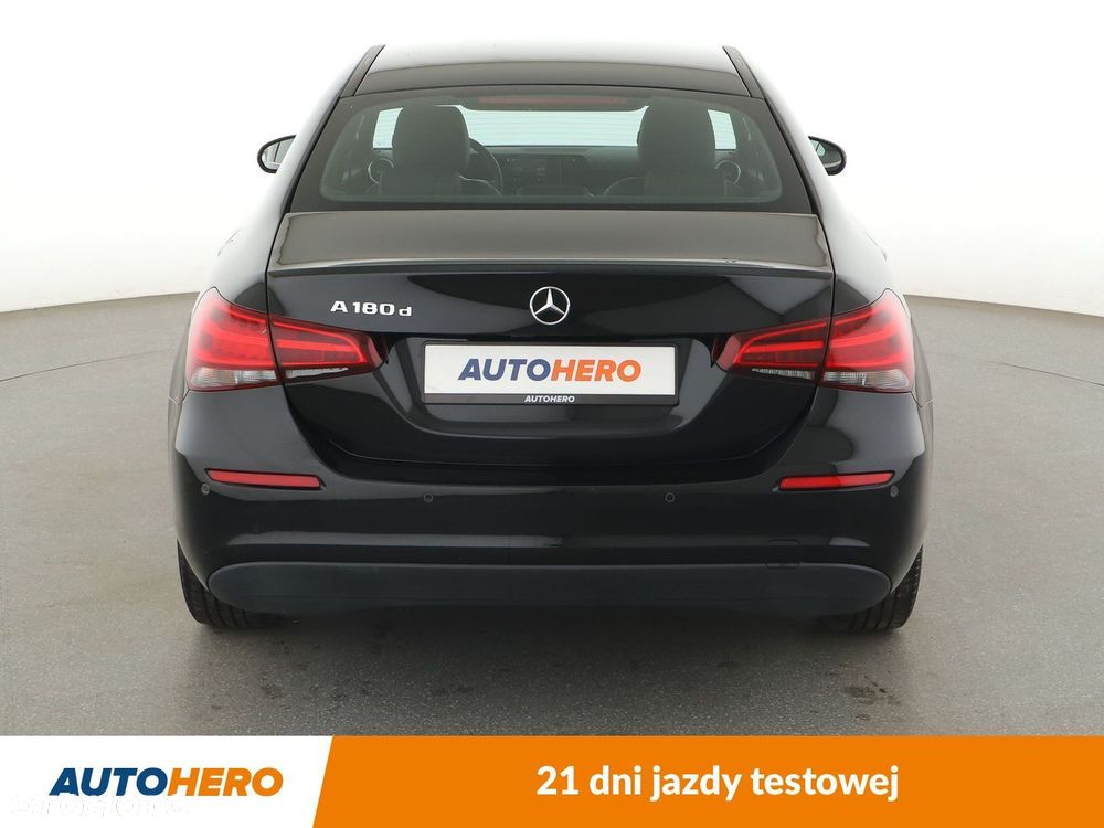 Mercedes-Benz Klasa A 180 d Style - 5