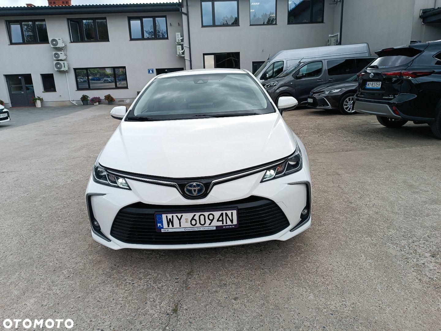 Toyota Corolla - 4