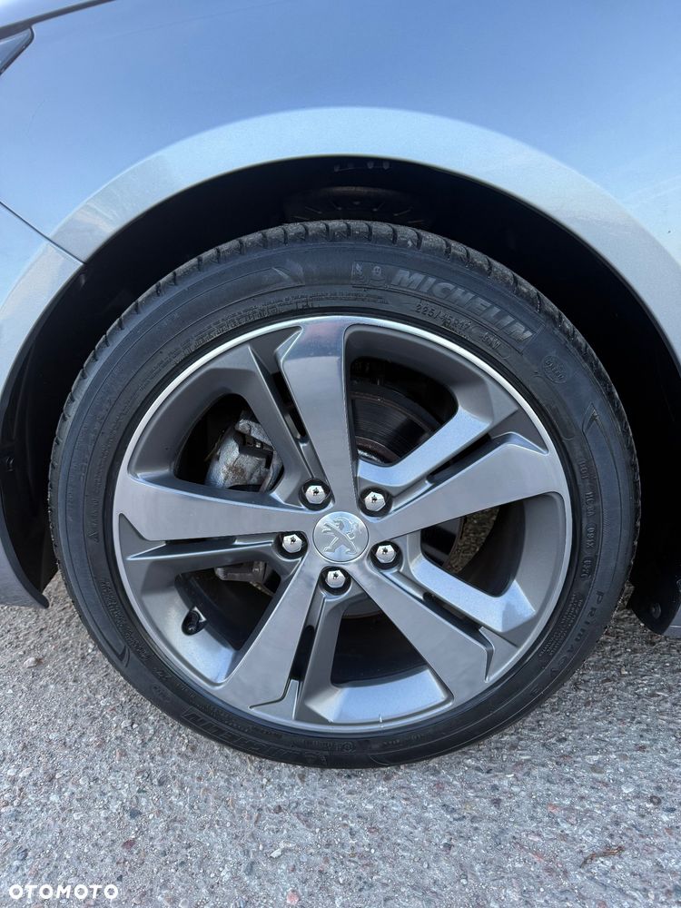 Peugeot 308 PureTech 130 GPF Stop & Start GT Pack - 33